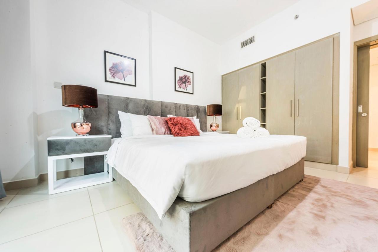 Bnbmehomes - The Lofts - Emaar Dubaj Kültér fotó