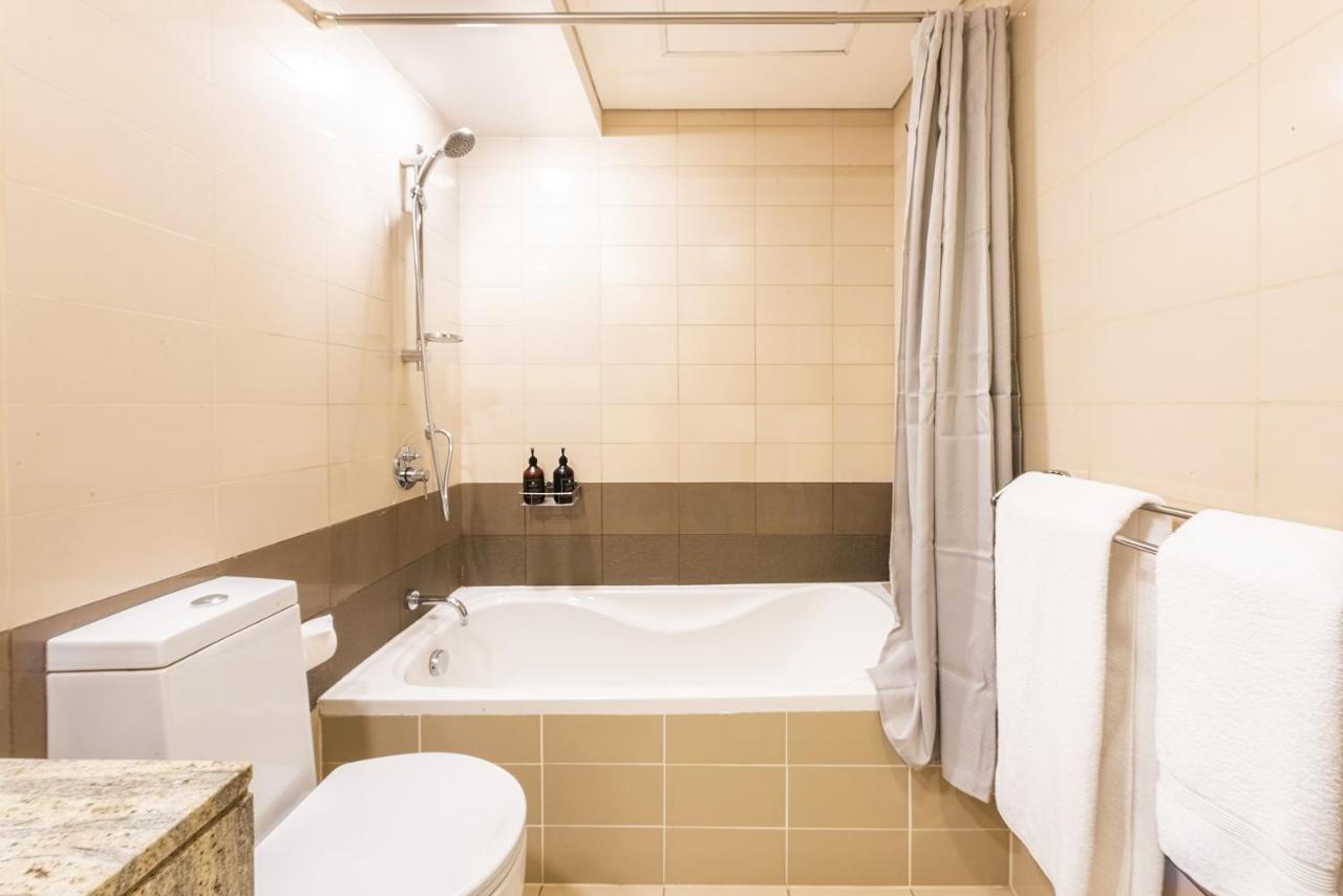 Bnbmehomes - The Lofts - Emaar Dubaj Kültér fotó